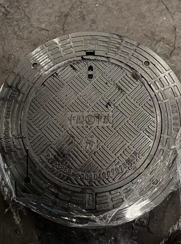 马边球墨铸铁防沉降井盖展示